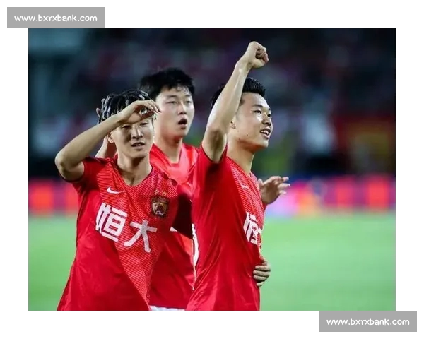 国足世预赛关键战告捷引发球迷热议与未来期待青年力量崛起赛场表现亮眼