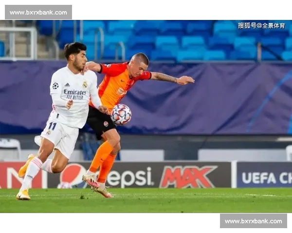 基于欧冠赛后核心数据的比赛走势与战术效率深度解析全景评估方法